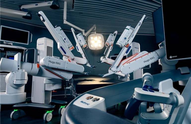 Medtronic gets FDA nod for Hugo surgical robot for urology