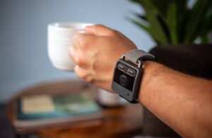 Encora Therapeutics X1 wrist-worn device for essential tremor (ET) (1)