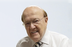 This is a Medical 21 marketing image showing its founder and CEO Manny Villafana.