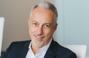 Stefano Folli LivaNova CardioPulmonary president