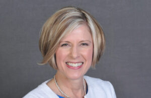 This is a portrait photo of Baxter interim CFO Anita Zielinski who is leaving to become chief accounting officer at Cardinal Health.