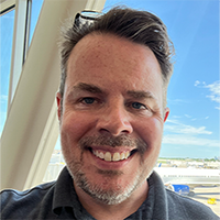 This is a portrait photo of MassDevice editor in chief Chris Newmarker.